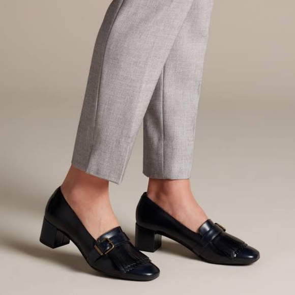 Clarks Shoes - New...Clark size uk 5.....